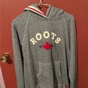 Roots Gray Sweater with Classic Logo